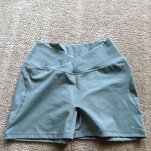 Alphalete shorts
